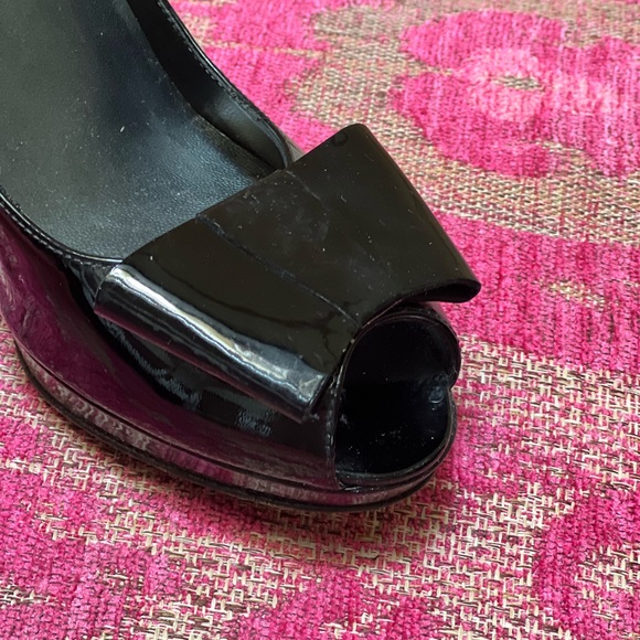 Struart Weitzman sz 71/2 patent leather - Picture 2 of 5